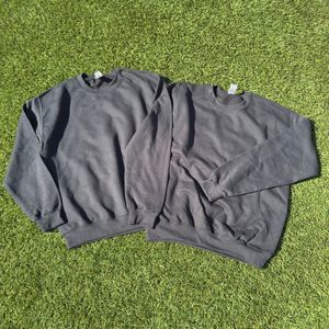 Gildan Men's Black Sweatshirt